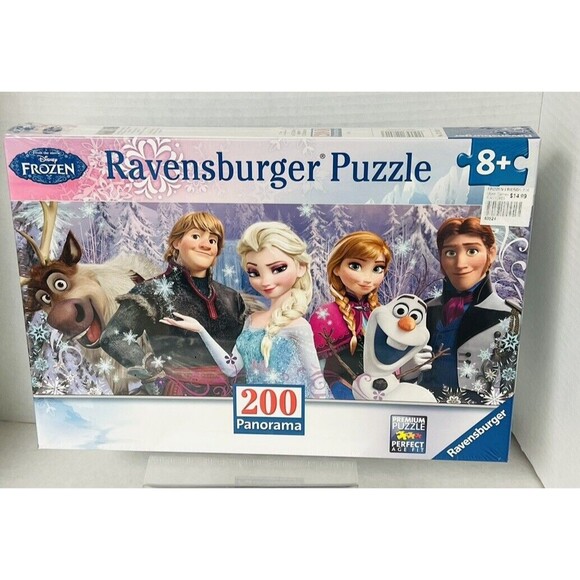 Disney Frozen Ravensburger Puzzle 200 Piece Panorama Jigsaw Puzzle 22 x 9 in New - Picture 1 of 11